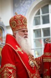 1 (17)